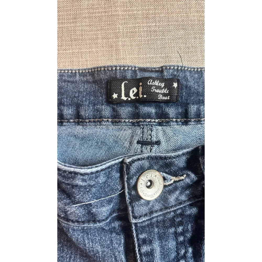 LEI‎ Ashley Trouble Bootcut Y2K Denim RN89083 Vtg